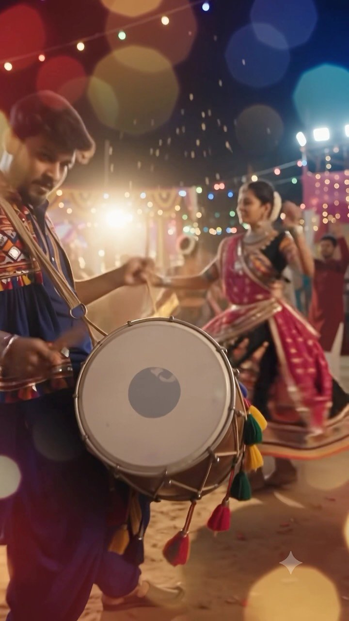 Garba ma kaliyar? 🦌🖤

He was standing alone at the edge… until one spray of Black Deer made him the raja of the garba 